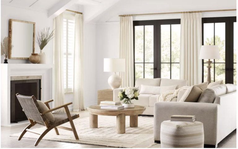 houzz photos with interiors with black chairs        
        <figure class=